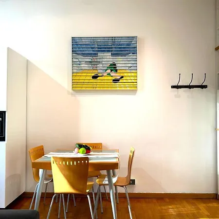 Urban Perspective - 250 Meters From The Metro * Milan